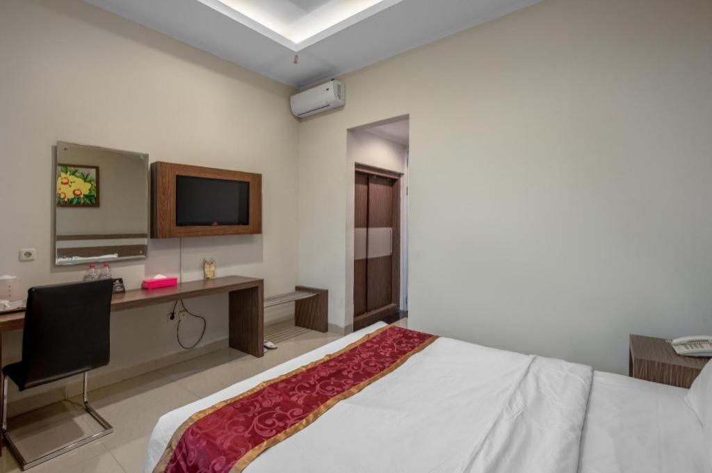 בנדונג Raffleshom Hotel מראה חיצוני תמונה